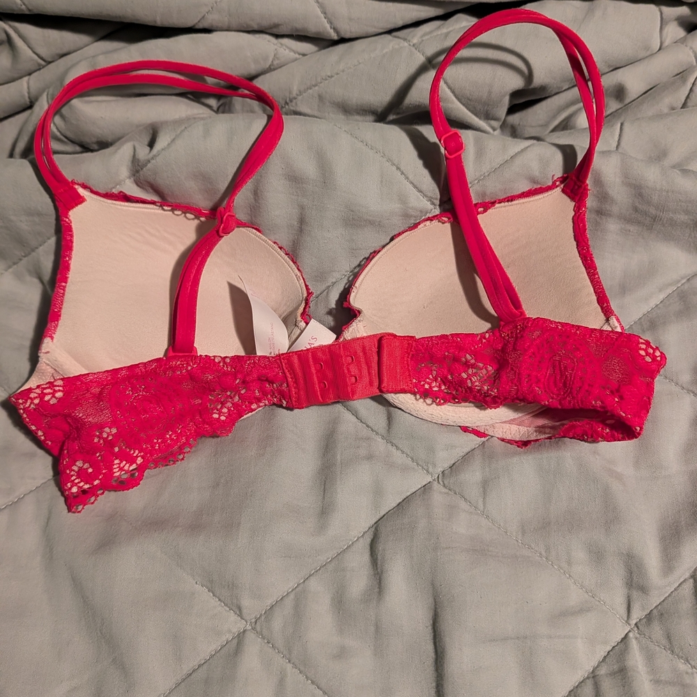 Victoria's Secret Hot Pink Lace Bra - Picture 2 of 4
